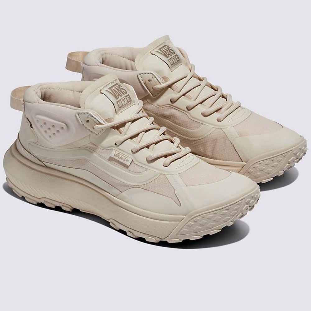 Vans MTE Crosspath Mid Cream